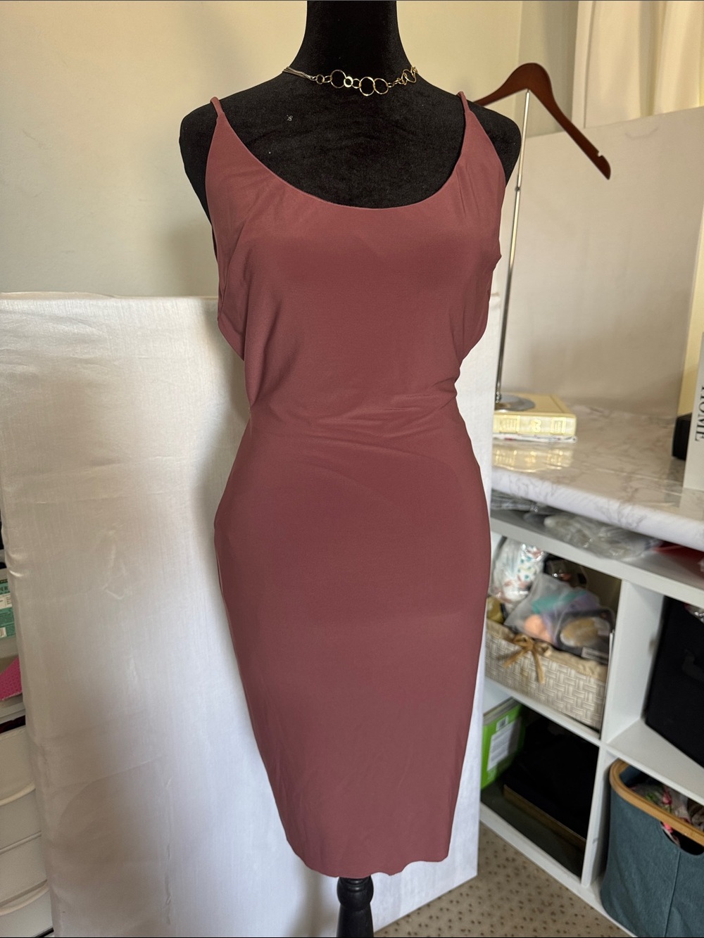 Sleek Dusty Rose Midi Slip Dress with Scoop Neck#15